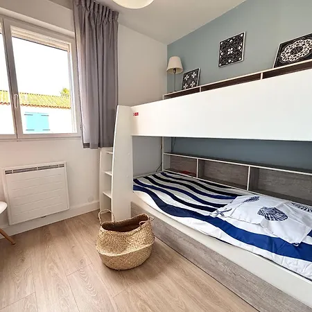 Maison T3 Avec Piscine - 4 Personnes Hébergement de vacances *